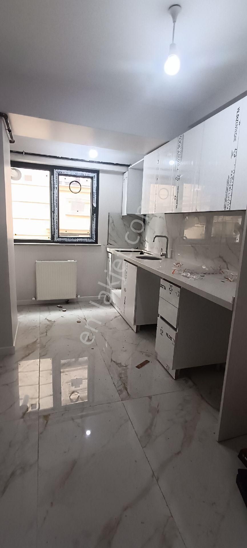 S.evler Merkezde Metrobüse 4dk.yenibinada 3+1 120m2 Ankastreli Sıfır Ultralüx Satilik 2.kat Firsat - Görsel 12