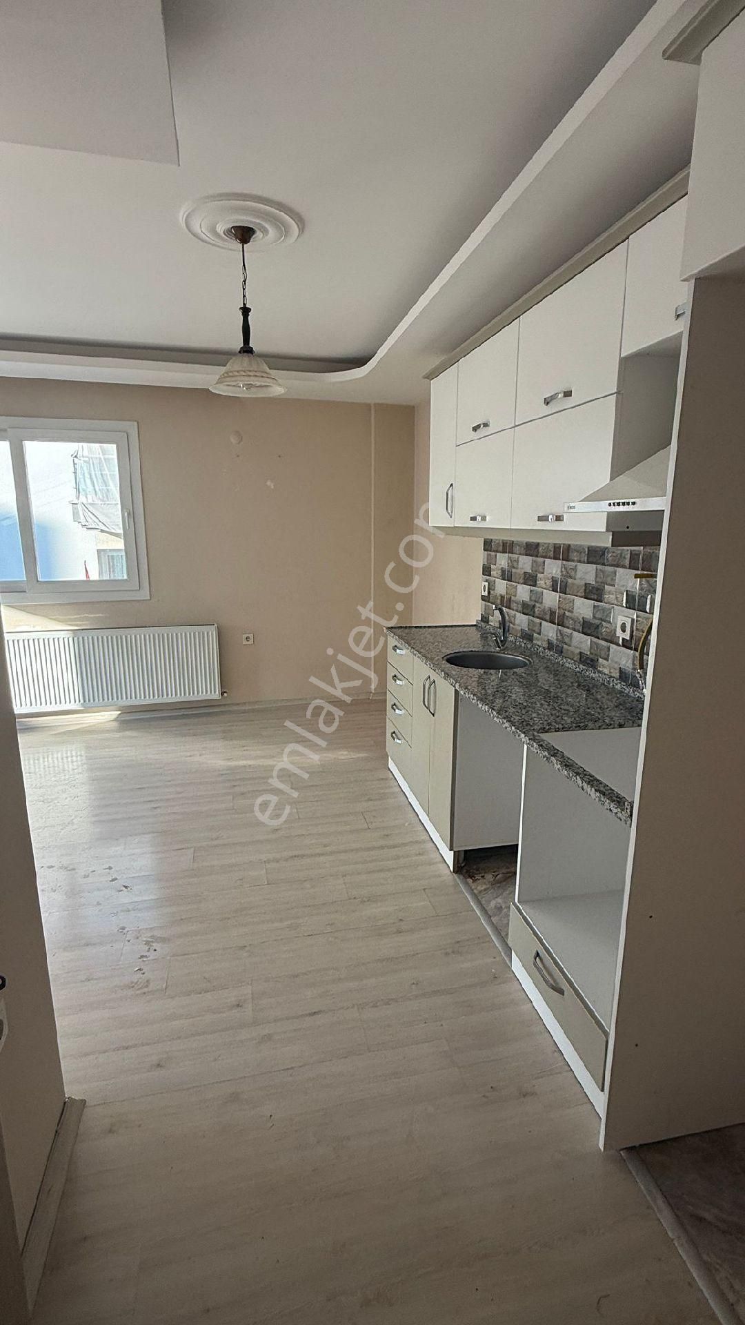 Bozyaka Merkez Yakını Yeni Bina'da 2+1 Açık Mutfaklı Asansörlü Kiralık Daire - Görsel 7