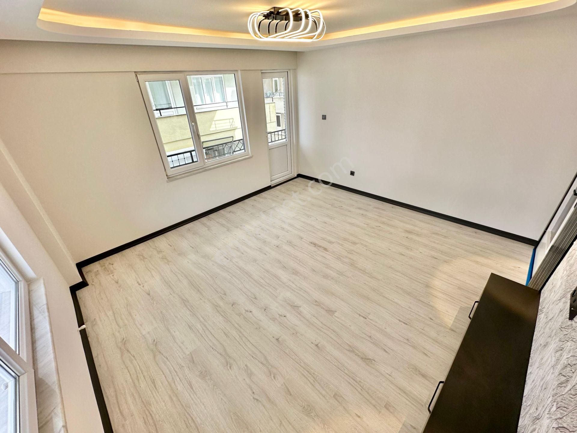 ꧁ay Emlaktan꧂akçay Merkezde Denize 300 Mt Ön Cephe Arakat İçi Komple Yapılı Satılık 2+1 Lüks Daire - Görsel 10