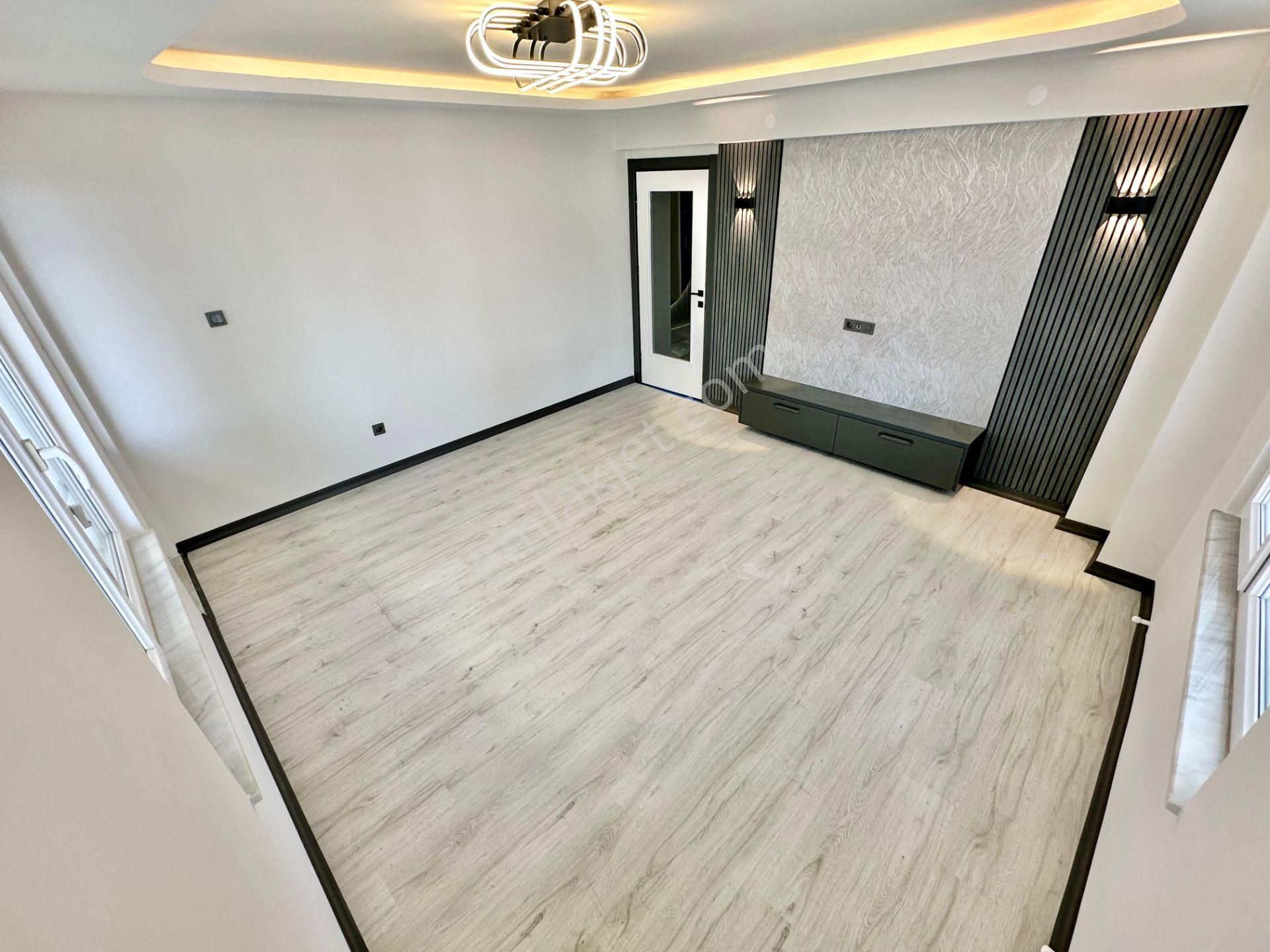 ꧁ay Emlaktan꧂akçay Merkezde Denize 300 Mt Ön Cephe Arakat İçi Komple Yapılı Satılık 2+1 Lüks Daire - Görsel 14