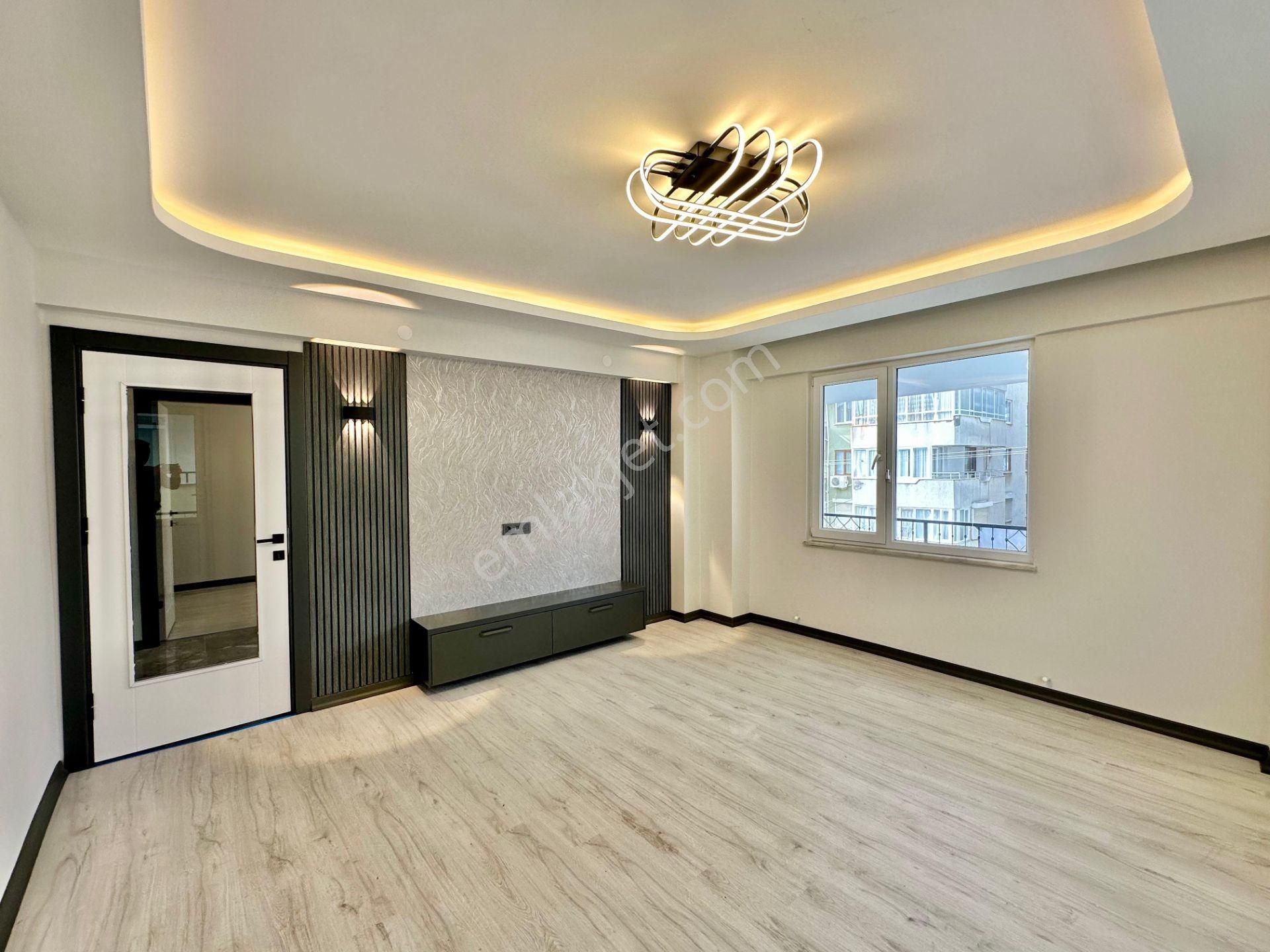 ꧁ay Emlaktan꧂akçay Merkezde Denize 300 Mt Ön Cephe Arakat İçi Komple Yapılı Satılık 2+1 Lüks Daire - Görsel 7