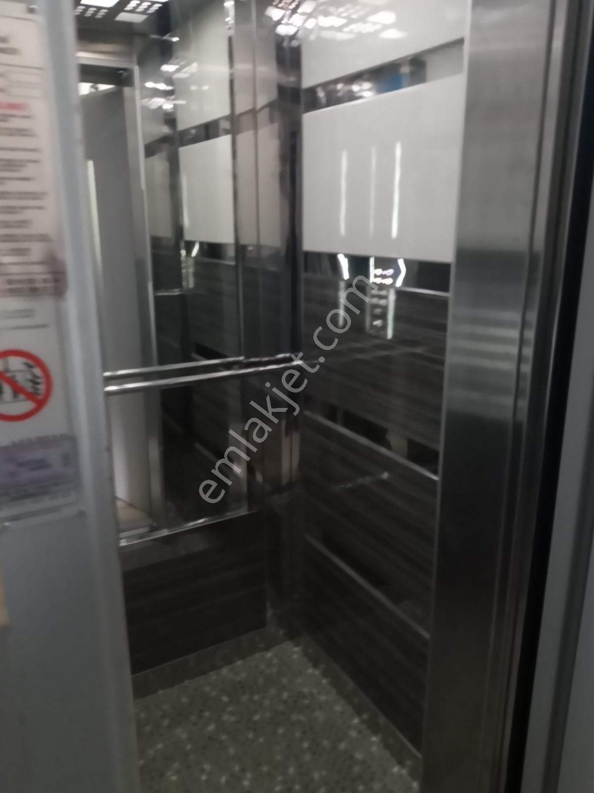 Pendik Yenişehir Mah.de Site İçinde Eşyalı 2+1 Satılık Daire - Görsel 6
