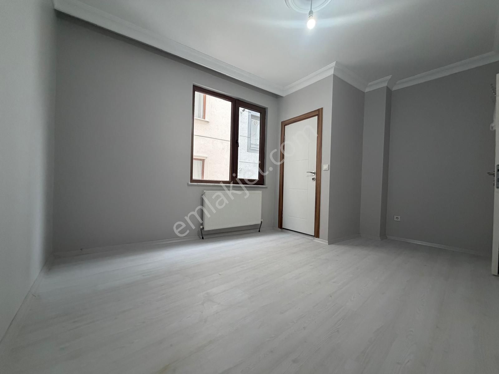 Bahçelievler'de 9 Yıllık Binada K.otoparklı 3+1 Ferah Ara Kat - Görsel 10