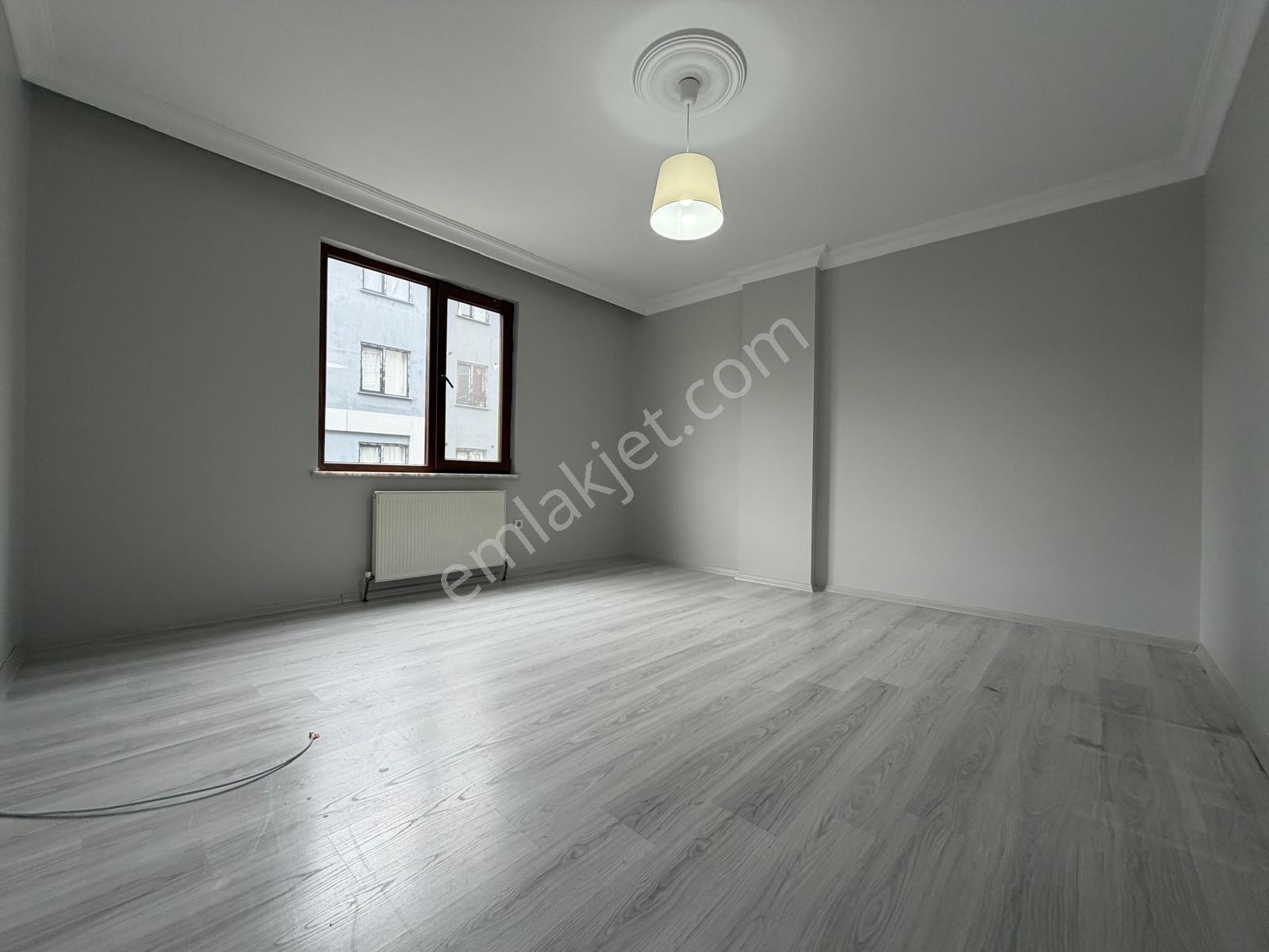 Bahçelievler'de 9 Yıllık Binada K.otoparklı 3+1 Ferah Ara Kat - Görsel 8