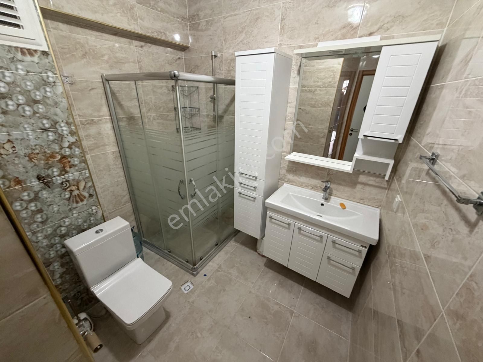 Bahçelievler'de 9 Yıllık Binada K.otoparklı 3+1 Ferah Ara Kat - Görsel 20