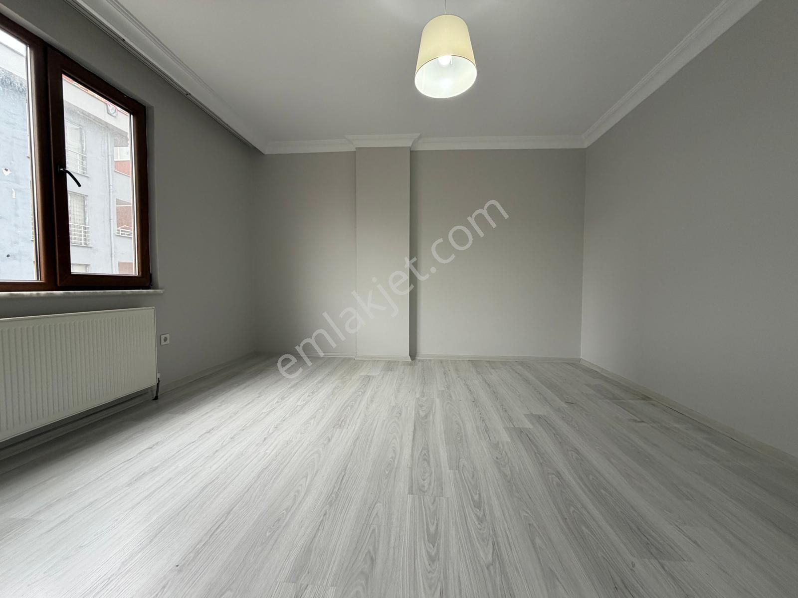 Bahçelievler'de 9 Yıllık Binada K.otoparklı 3+1 Ferah Ara Kat - Görsel 6