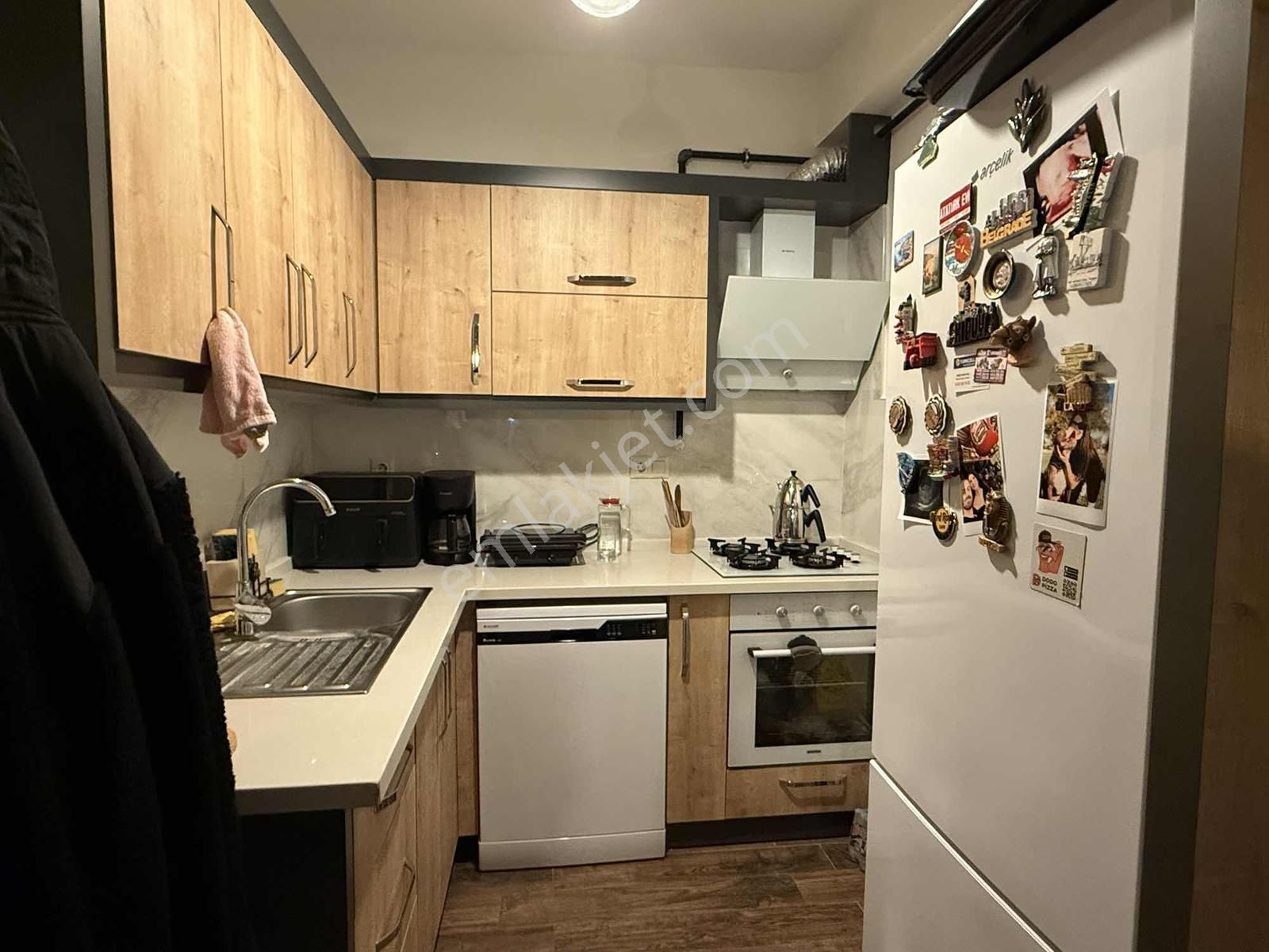 Ataşehir'de Yeni Binada Eşyalı Kiralık 1+1 Daire - Görsel 14