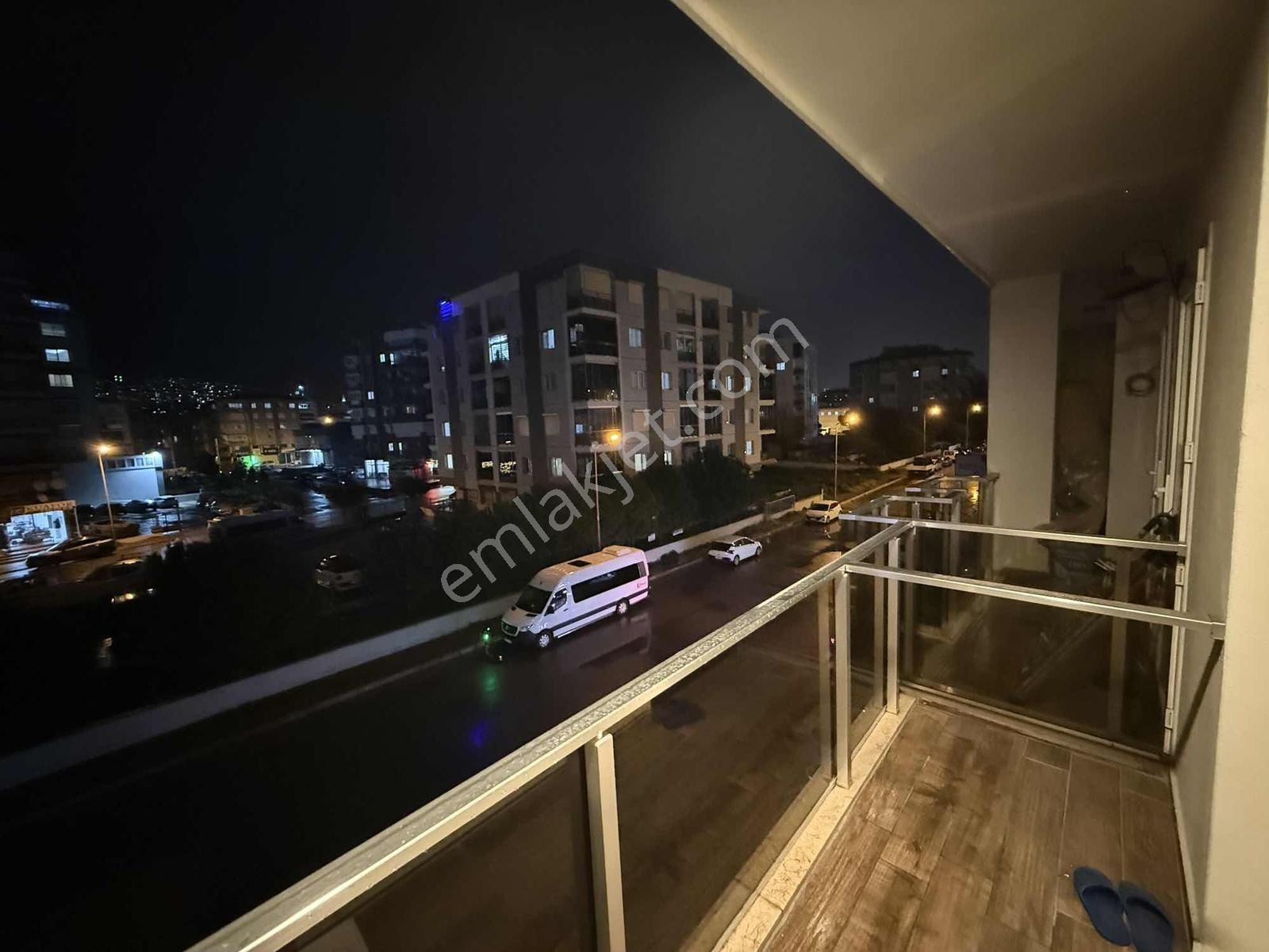 Ataşehir'de Yeni Binada Eşyalı Kiralık 1+1 Daire - Görsel 6
