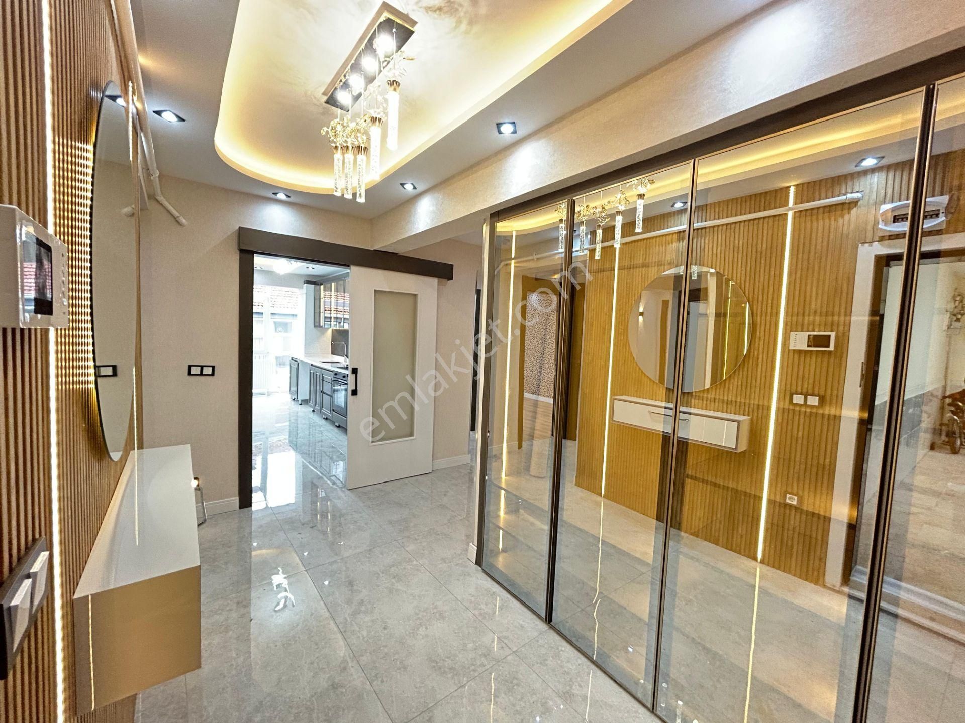 Taner'den Anadolu Bulvarına Yakın 3+1 Süper Lüks Ön Cephe Geniş Metrajlı