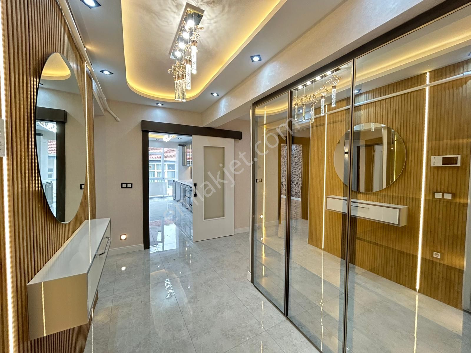 Taner'den Anadolu Bulvarına Yakın 3+1 Süper Lüks Ön Cephe Geniş Metrajlı - Görsel 23