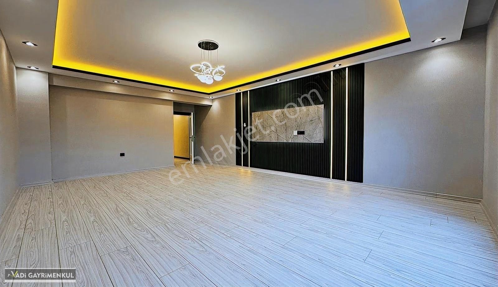 Vadi'den Hisar'da Modern Çizgilerle Tasarlanmış E.banyolu 3+1 ! - Görsel 4