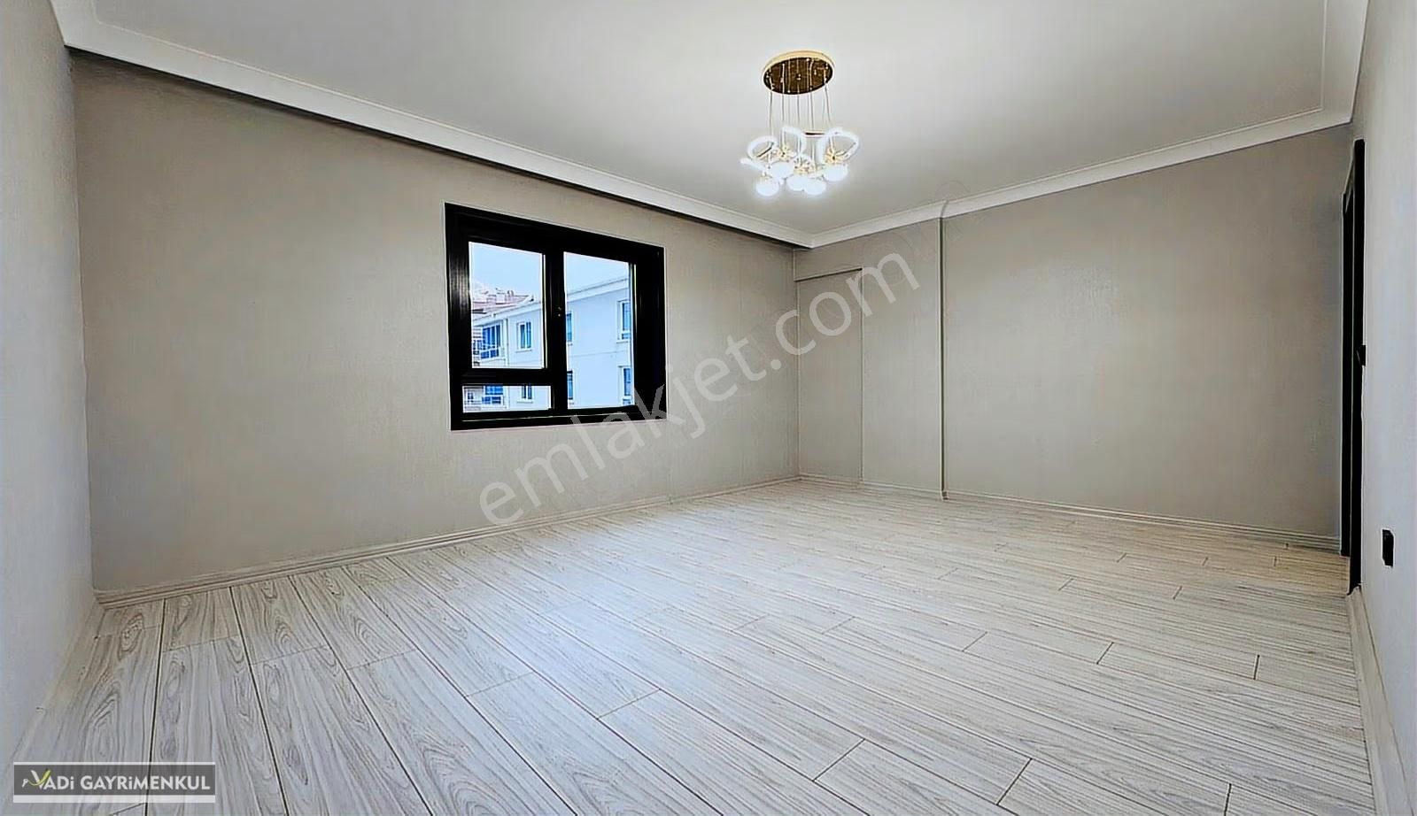 Vadi'den Hisar'da Modern Çizgilerle Tasarlanmış E.banyolu 3+1 ! - Görsel 18