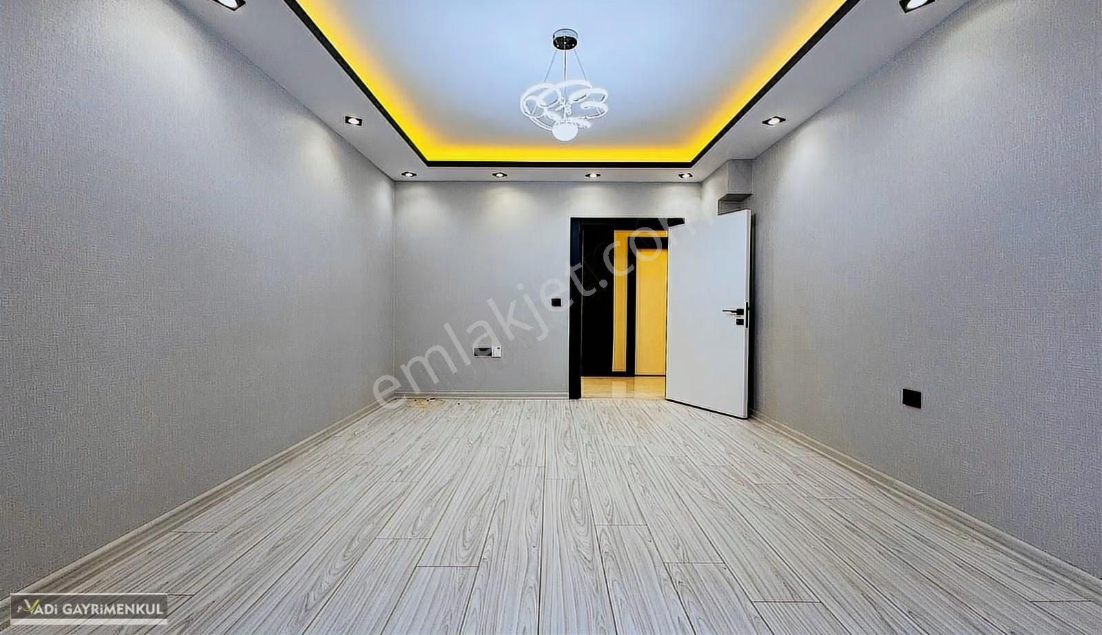 Vadi'den Hisar'da Modern Çizgilerle Tasarlanmış E.banyolu 3+1 ! - Görsel 19