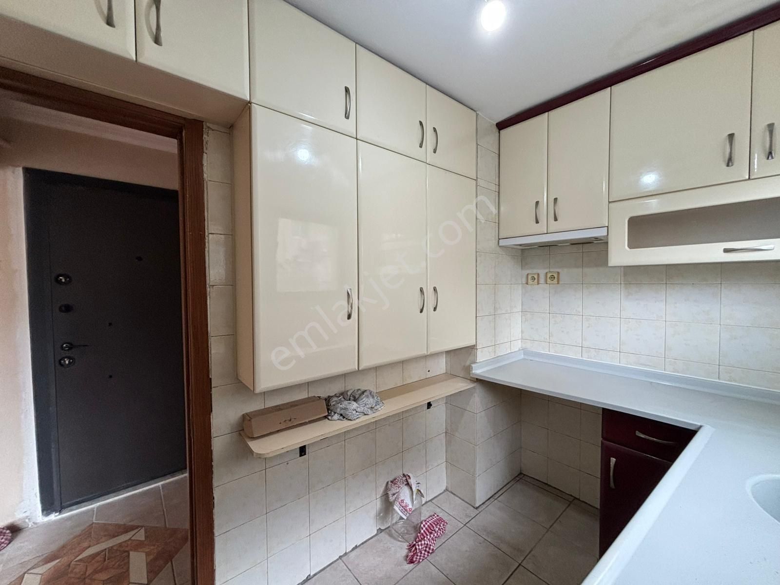 Alsancak Fuar Manzaralı Köşe 3+1 1.kat Bakımlı Kiralık Daire! - Görsel 11
