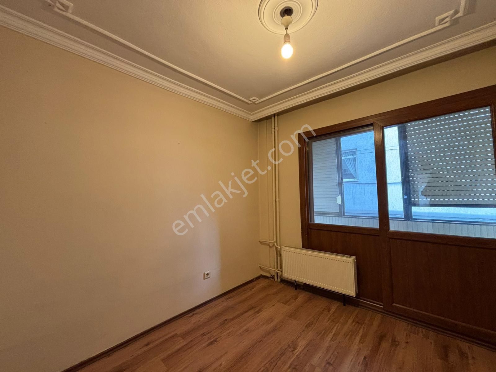 Alsancak Fuar Manzaralı Köşe 3+1 1.kat Bakımlı Kiralık Daire! - Görsel 6