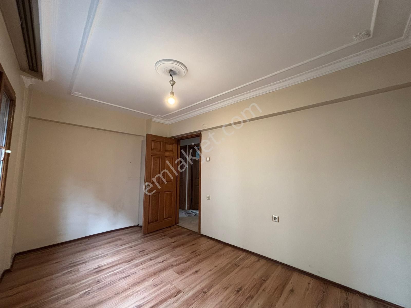 Alsancak Fuar Manzaralı Köşe 3+1 1.kat Bakımlı Kiralık Daire! - Görsel 7