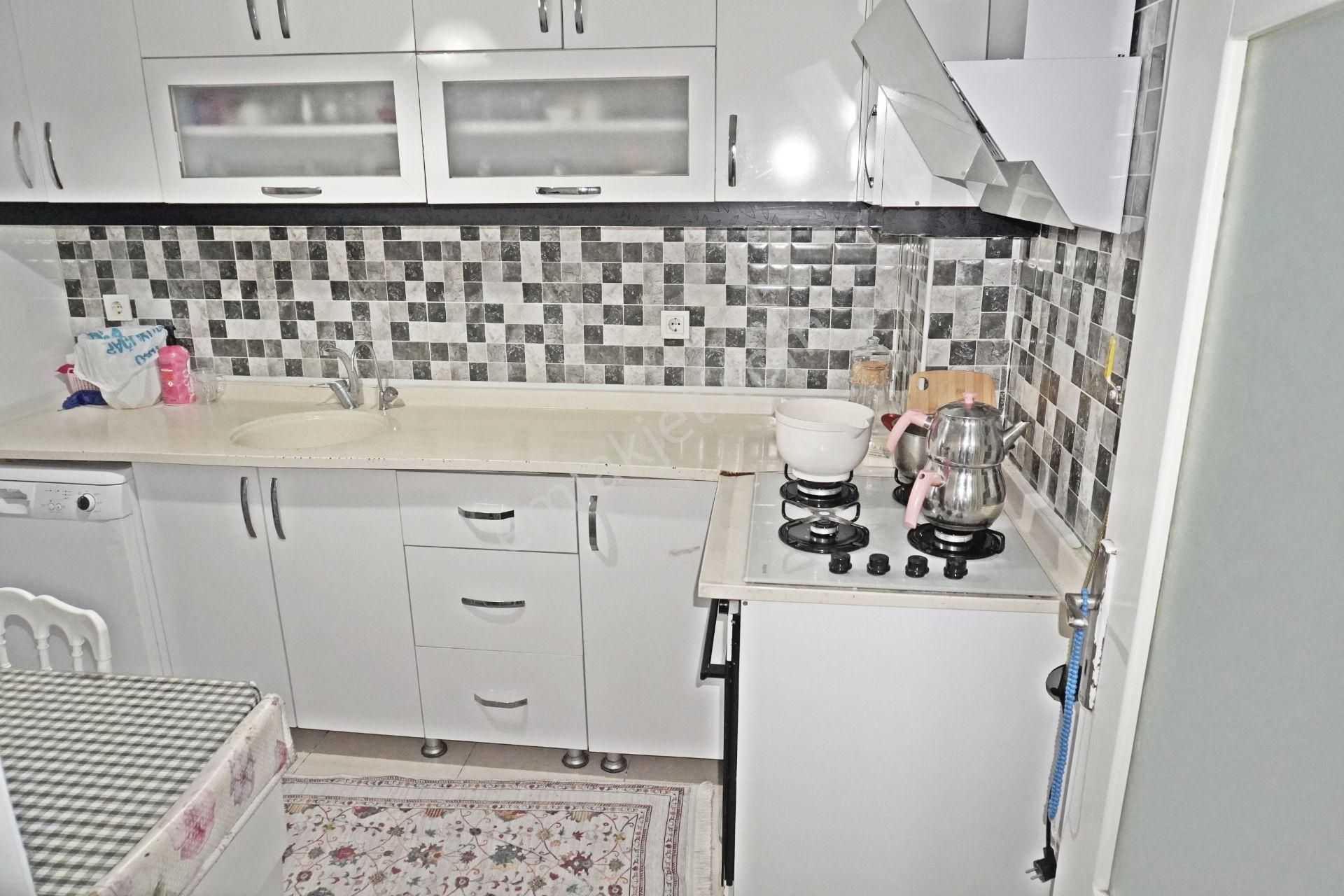 Çiğli Evka 5 De Satılık Dogalgazlı Daire Çiğli Serkan Emlak Dan