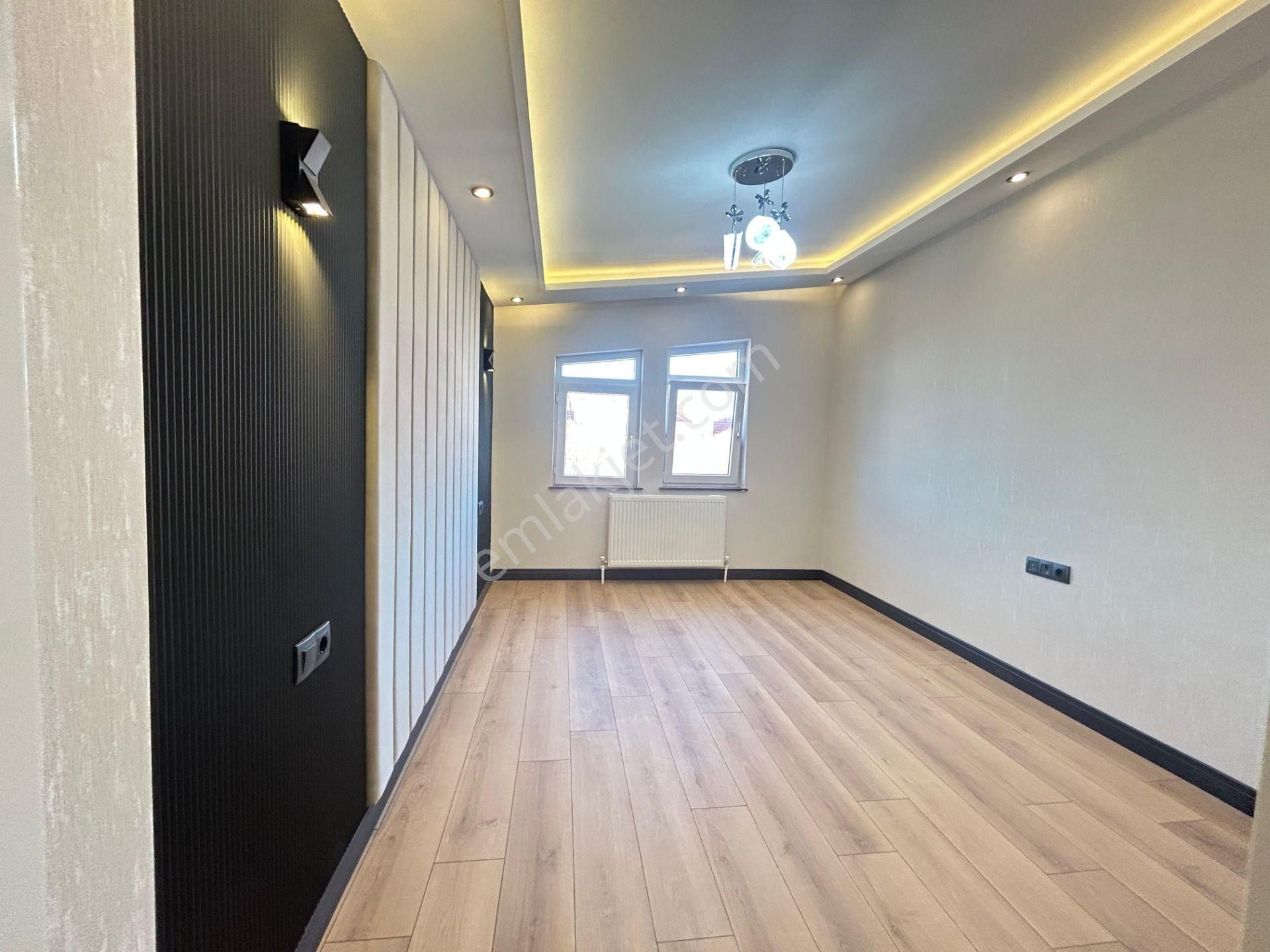 Taner'den Dikmen'de 4+1 Şehir Manzaralı Giyinme Odalı Süper Lüks Dubleks - Görsel 34