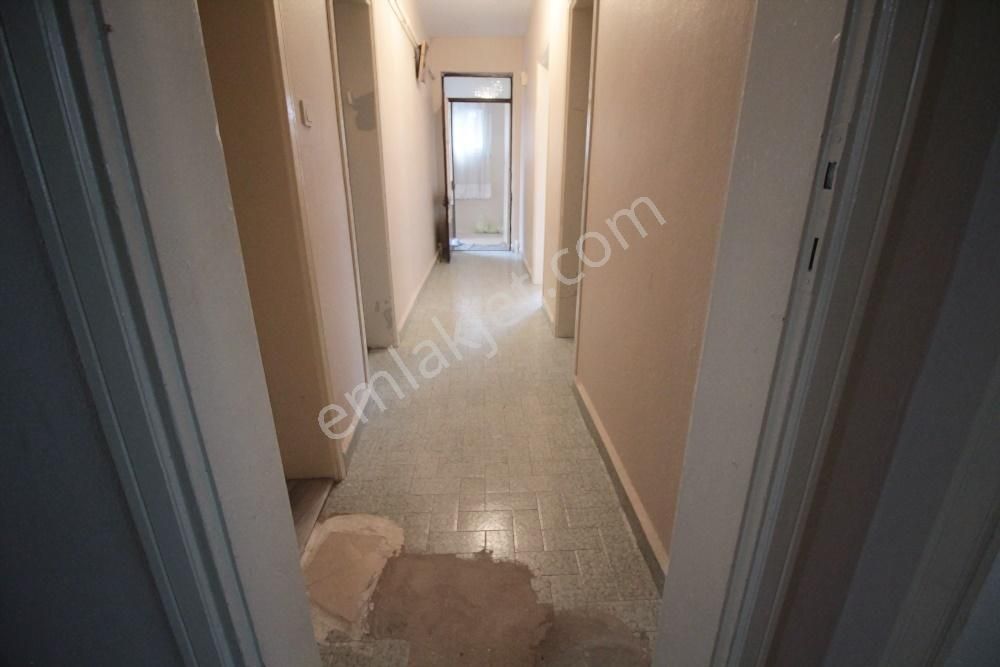 Nusratiye Mah. Kiralık Daire Esentepe Camii Yanı 3+1 Bahçeli - Görsel 4
