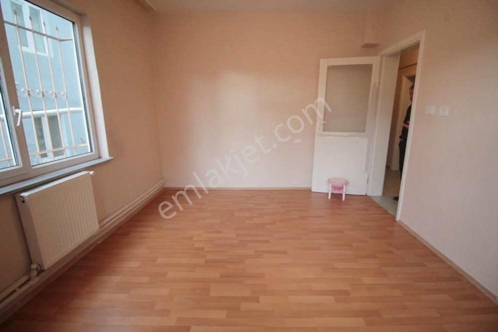 Nusratiye Mah. Kiralık Daire Esentepe Camii Yanı 3+1 Bahçeli - Görsel 9