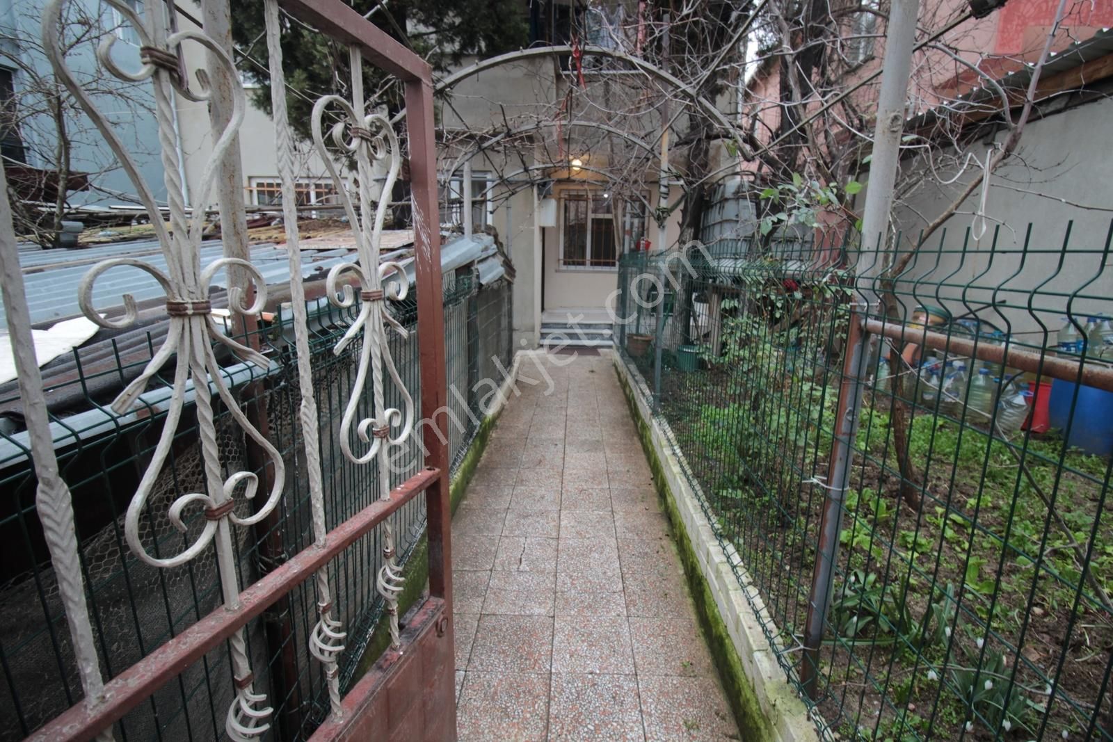 Nusratiye Mah. Kiralık Daire Esentepe Camii Yanı 3+1 Bahçeli - Görsel 8