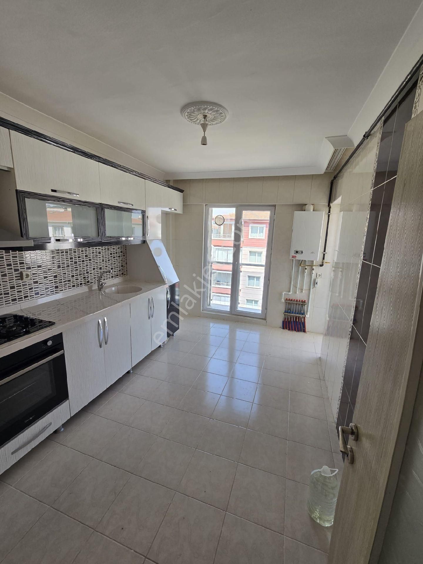 Sena Emlak'tan Kat'ta Merkezi 3+1 Asansörlü Satılık Daire - Görsel 6