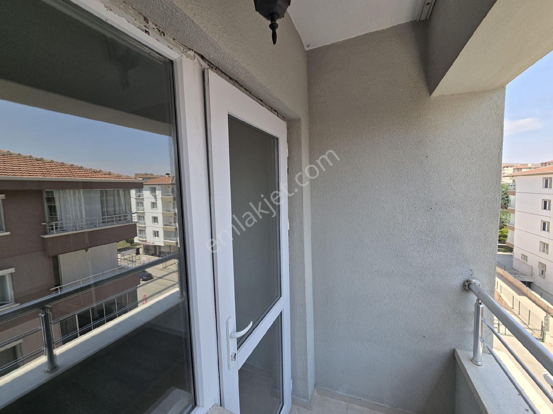 Sena Emlak'tan Kat'ta Merkezi 3+1 Asansörlü Satılık Daire - Görsel 20