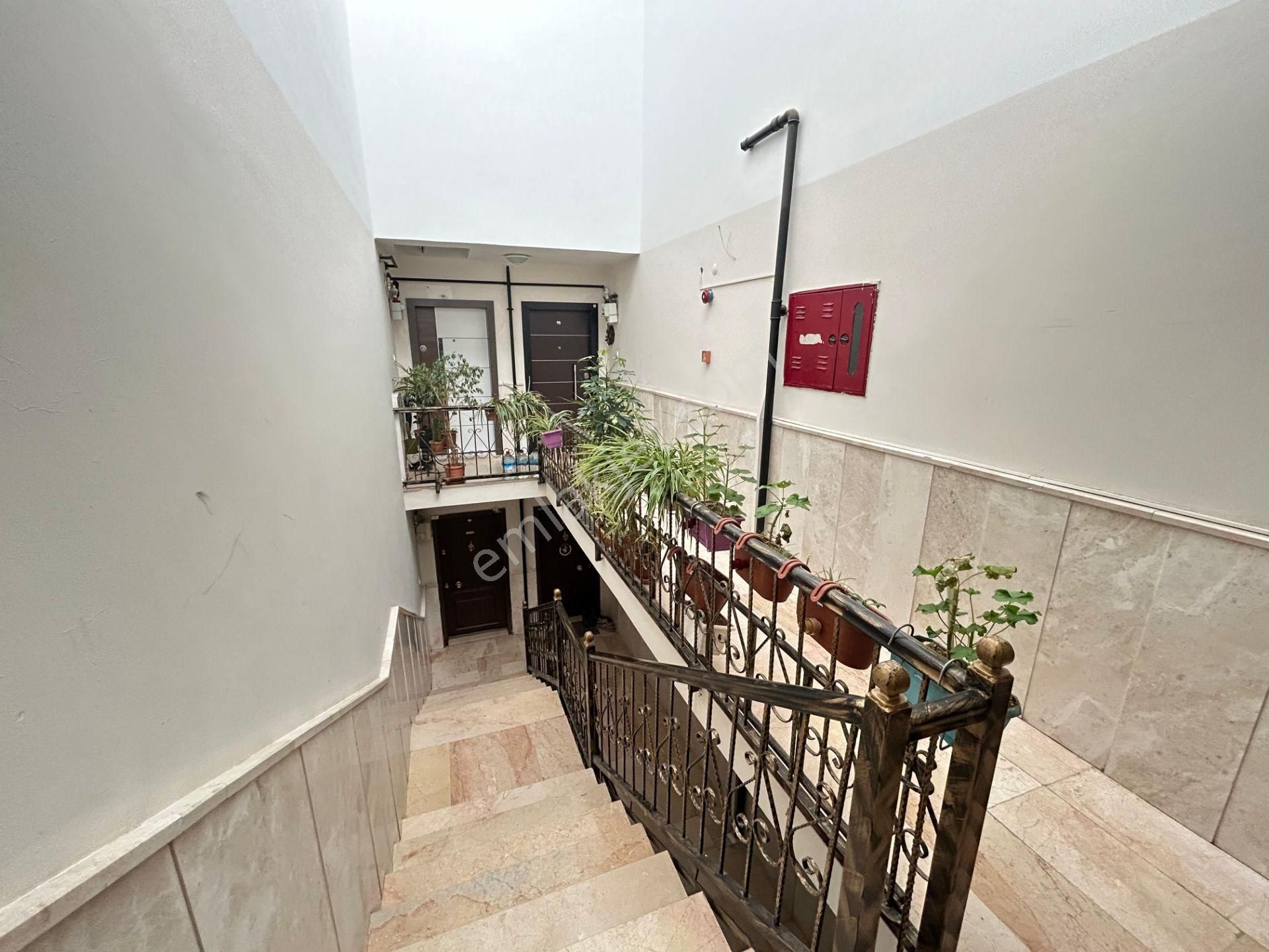 Taner'den İlker'de 4+1 Teraslı Çift Banyolu Dubleks Güney Doğu - Görsel 32