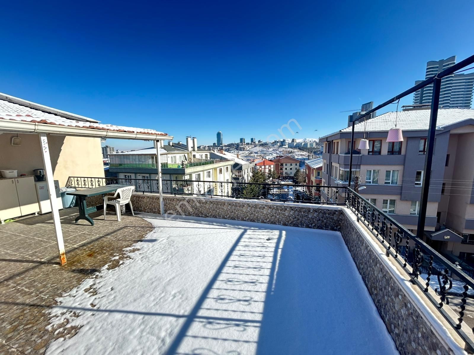 Taner'den İlker'de 4+1 Teraslı Çift Banyolu Dubleks Güney Doğu - Görsel 3