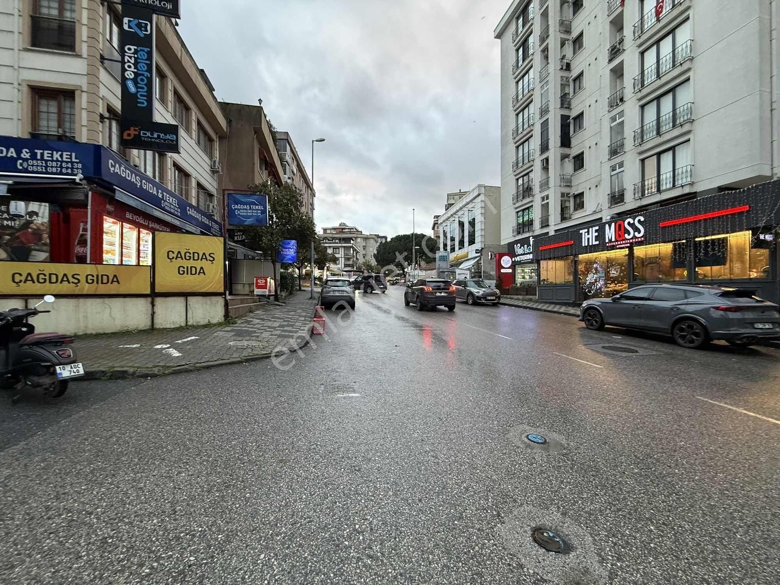 Küçükbakkalköy Mah. Toplu Ulaşıma Cok Yakın 1+1 45 M2 Giriş Kat - Görsel 9