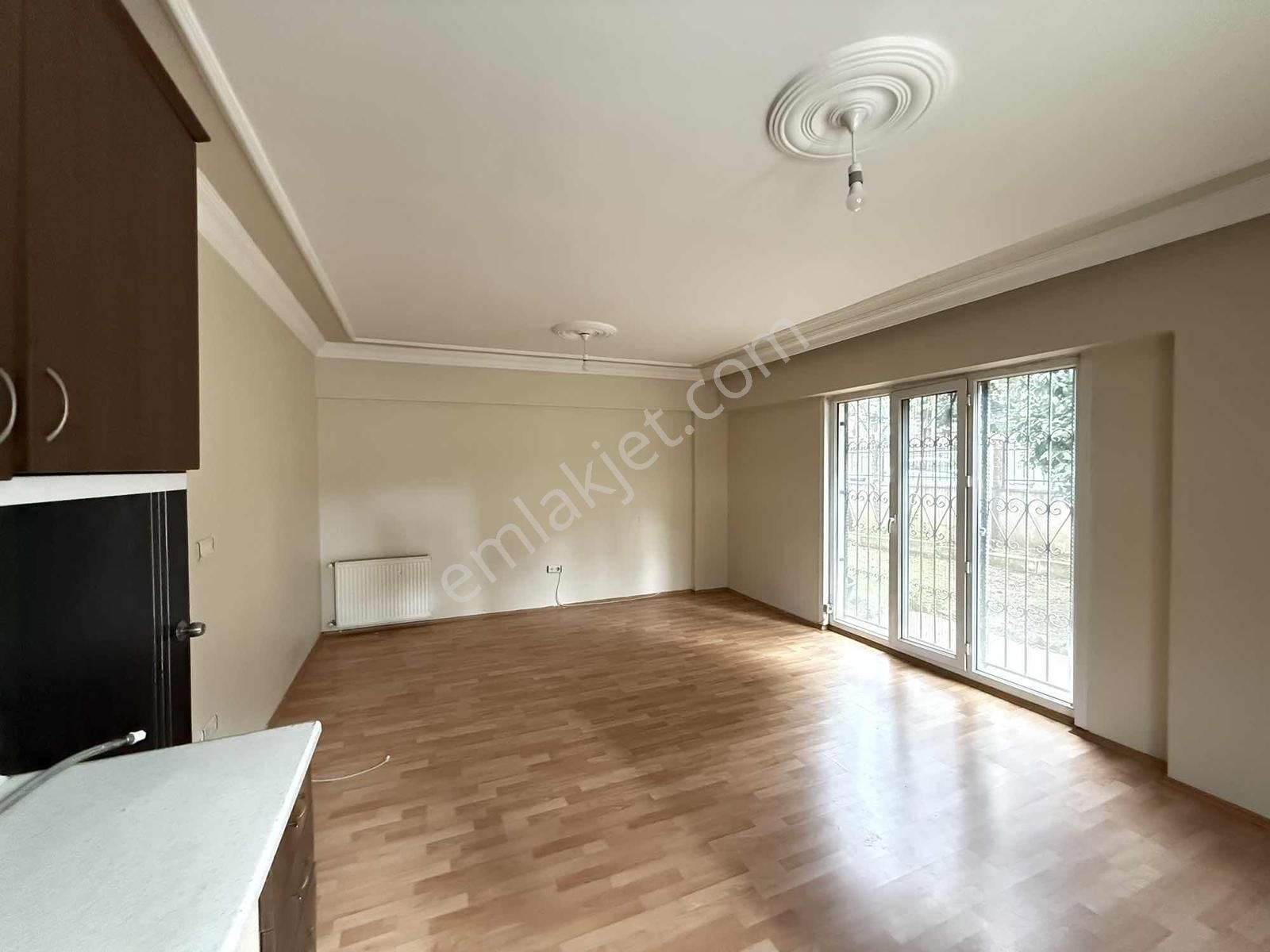 Küçükbakkalköy Mah. Toplu Ulaşıma Cok Yakın 1+1 45 M2 Giriş Kat - Görsel 10