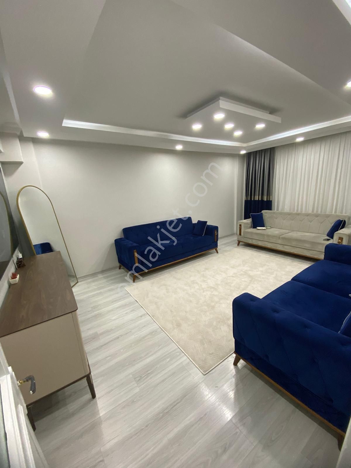 Üç Kardeşler'den İsmetpaşa Mah 2+1 Mükemmel 125m² Lüx Bahçe Kat