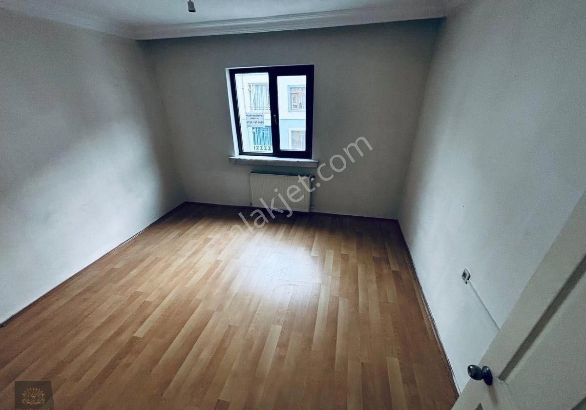 Topçu Mahallesinde Kiralık 3+1 - Görsel 4