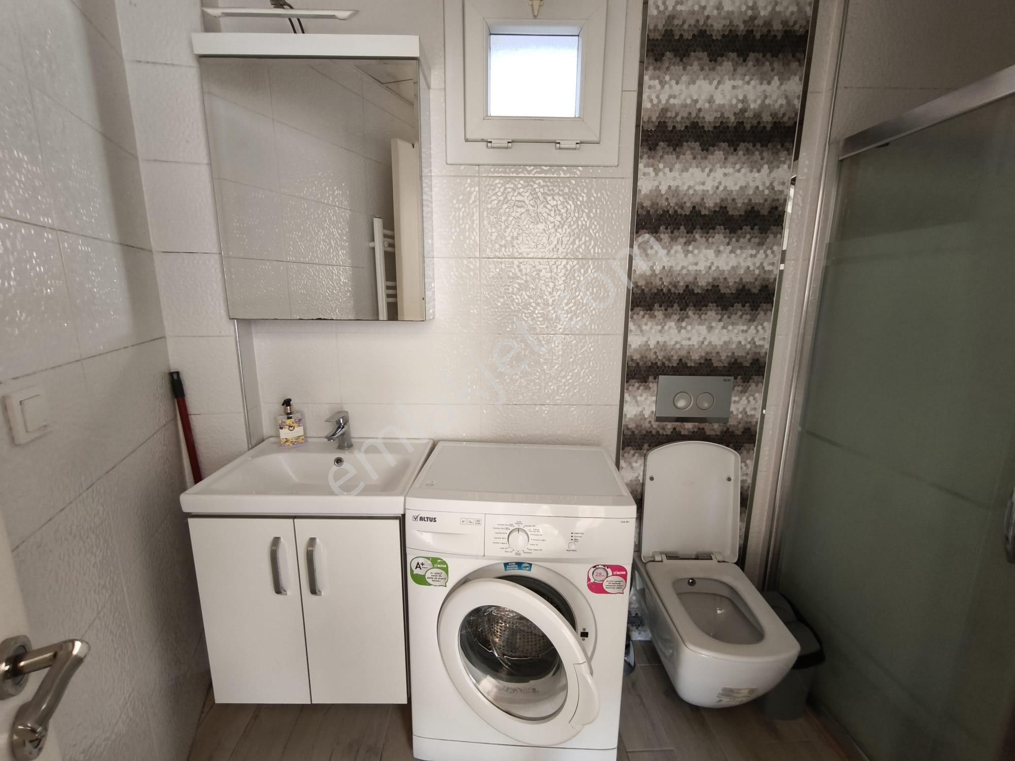 Balçovada Metro Yakını Yeni Binada Eşyalı D.gazlı Arakat Kiralık 1+1 Daire - Görsel 16