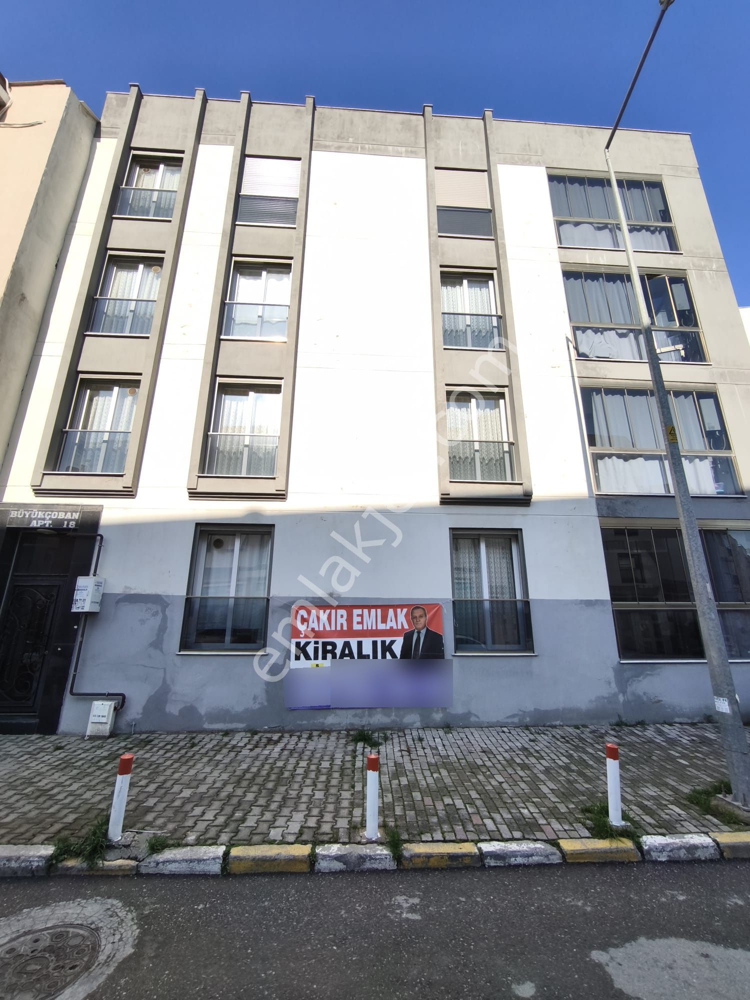 Balçovada Metro Yakını Yeni Binada Eşyalı D.gazlı Arakat Kiralık 1+1 Daire