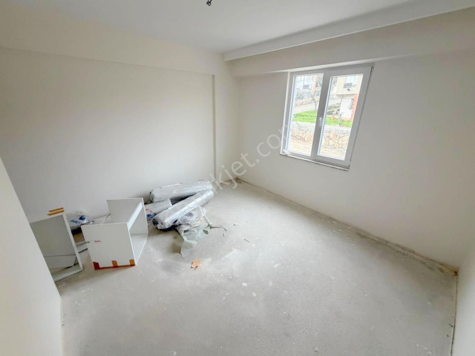 Mertcan'dan Caddeye 2dk Balkonlu Ara Kat Sıfır Kaçmaz Fiyata 3+1 - Görsel 18