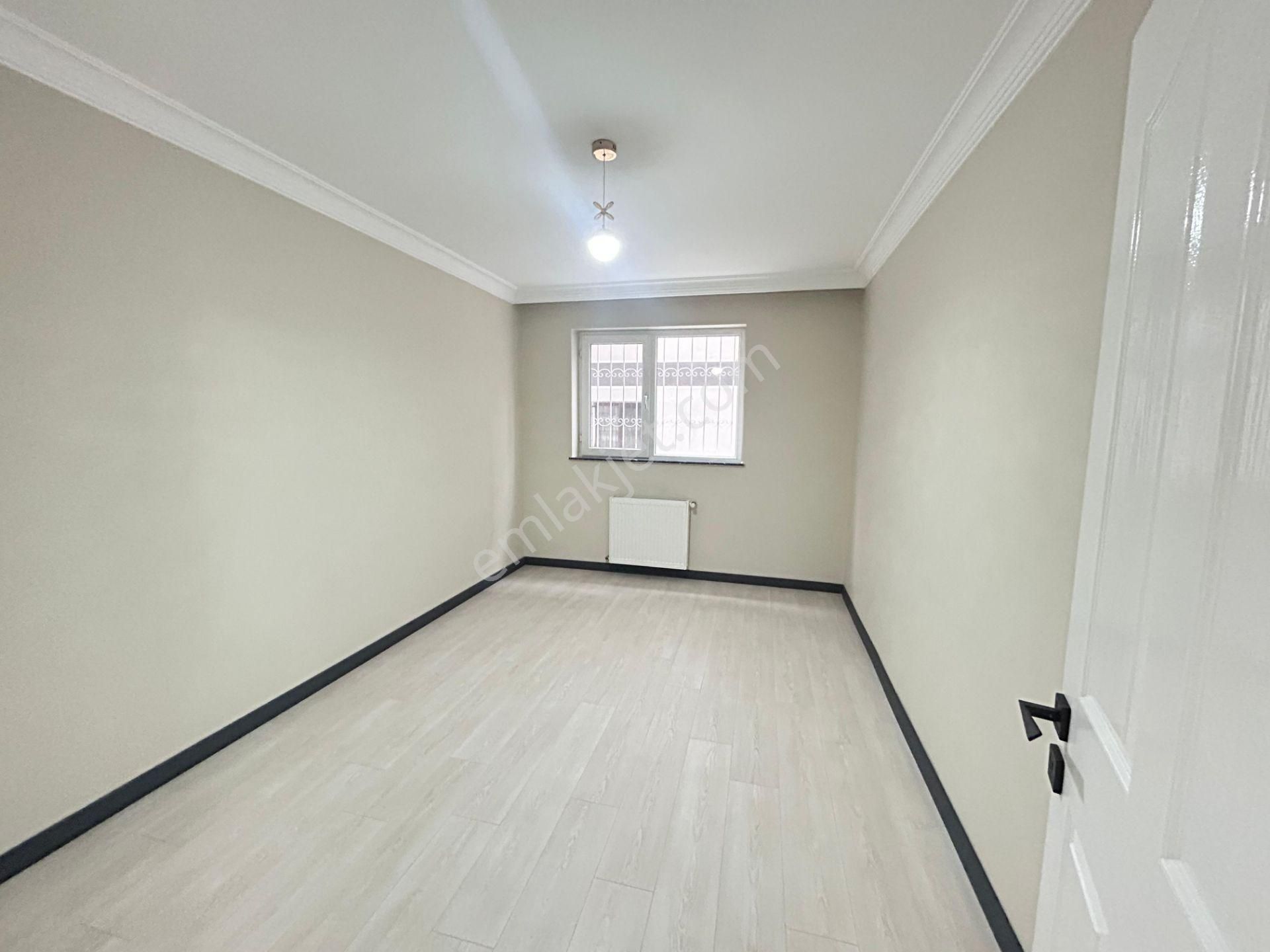 Taner'den Dikmen'de 4+1+kiler 2 Banyolu Asansörlü Kapalı Garajlı - Görsel 33