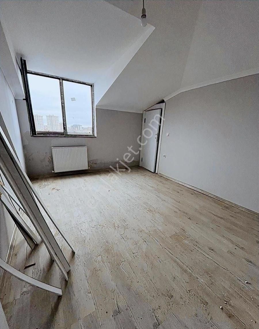 Kirazlıderede Satılık 4+2 Satılık Üst Dublex - Görsel 13