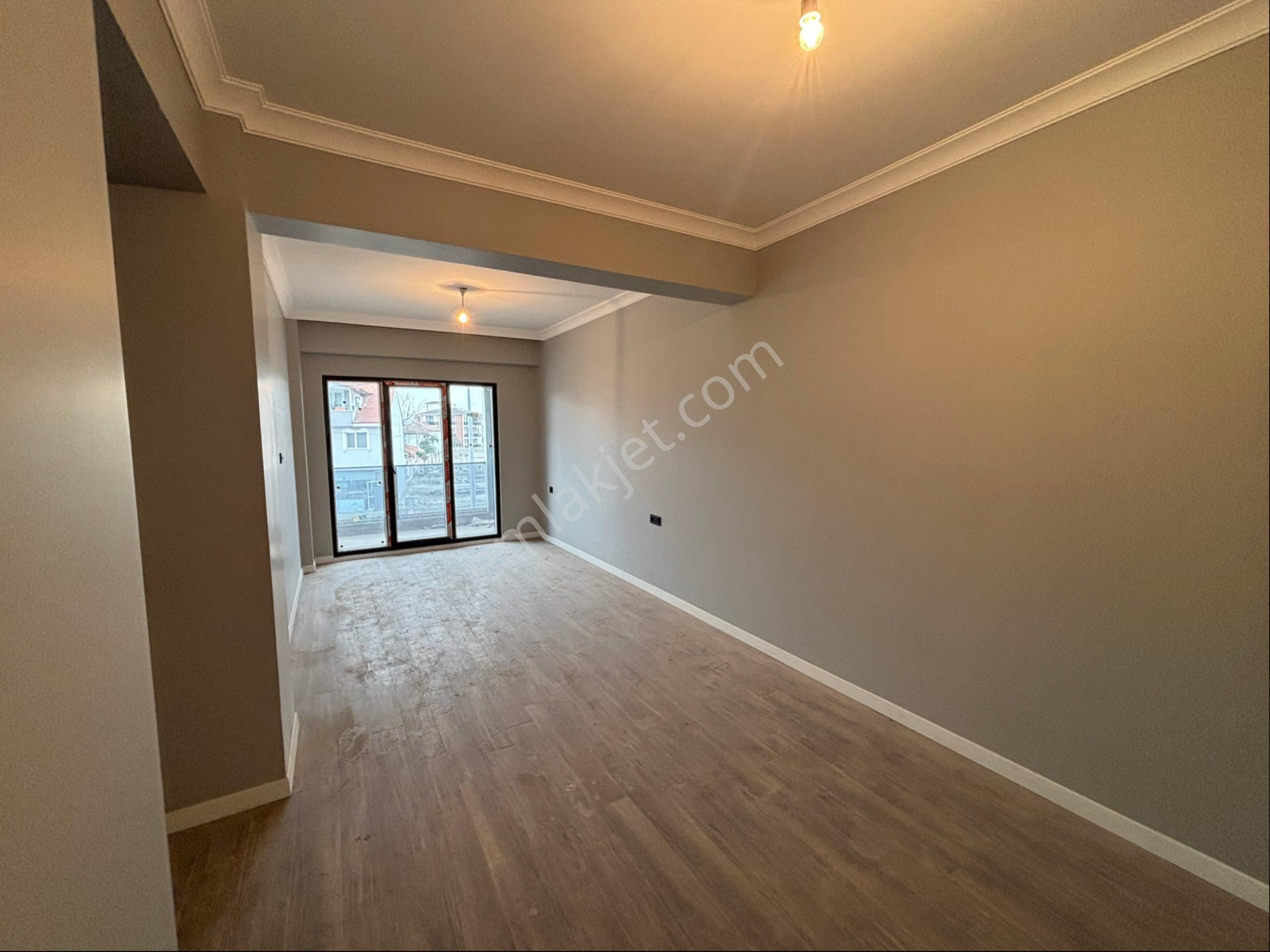 Remax-hür Müge Ergün Aydaş'tan Tekeler Mahallesi'nde Kiralık 3+1 - Görsel 3