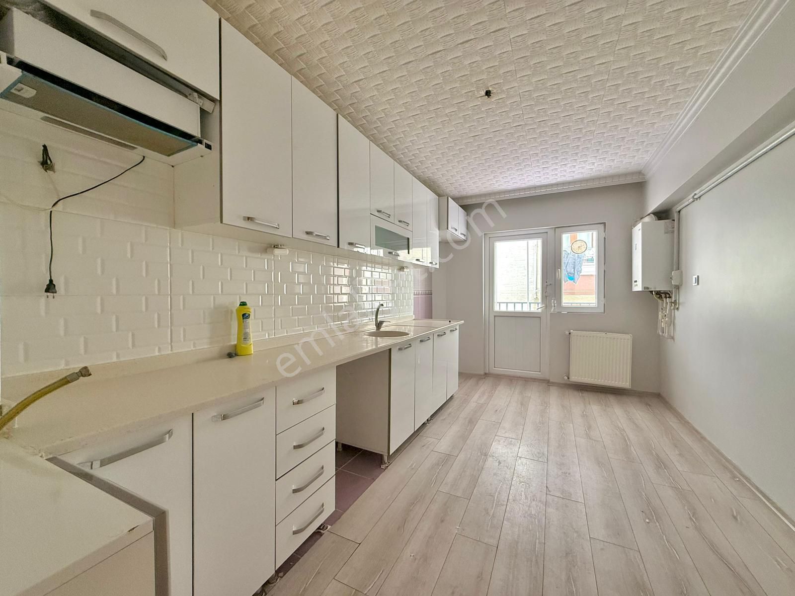 Kalecik Emlak'tan M Sinan Mah. 1.kat Ara Kat 130m² Kilerli Masrafsız 3+1 - Görsel 3