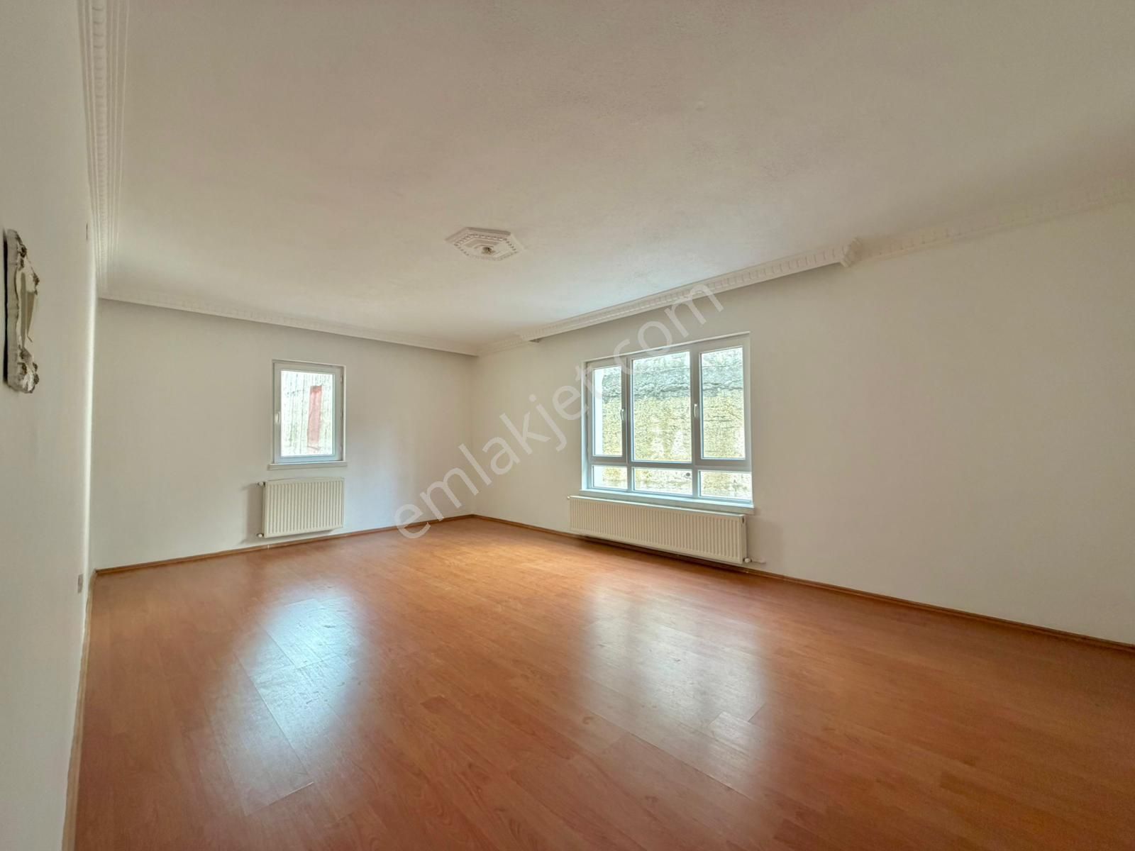 Kalecik Emlak'tan M Sinan Mah. 1.kat Ara Kat 130m² Kilerli Masrafsız 3+1 - Görsel 12