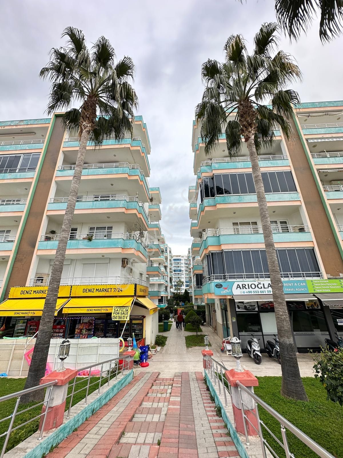 Alanya Mahmutlarda Satılık 2+1 Fırsat Denize Sıfır 2.ci Bina Satılık Daire - Görsel 4