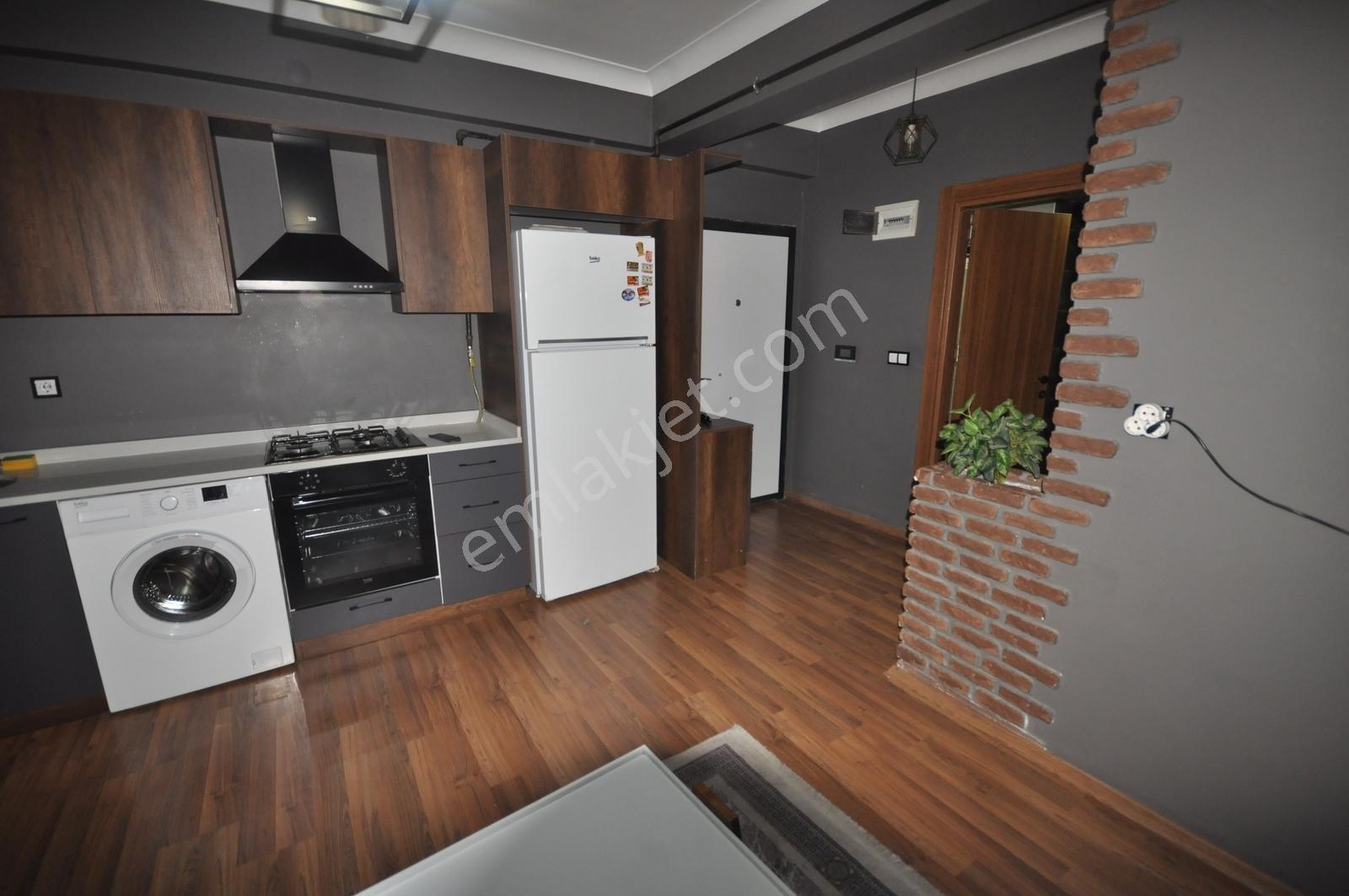 Cb'den Osm Yanı Eşyalı Kiracılıcadde Üzeri Konsept Tasarım 1+1 - Görsel 15