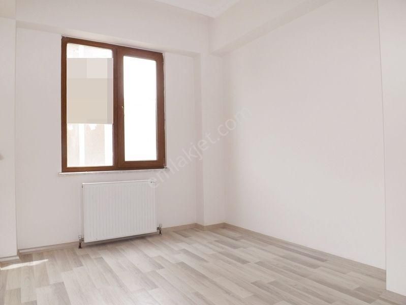 Mertcan Dan Yakacık Meydana Yürüme Site İçi 3+1 Ebeveyn Banyolu - Görsel 7