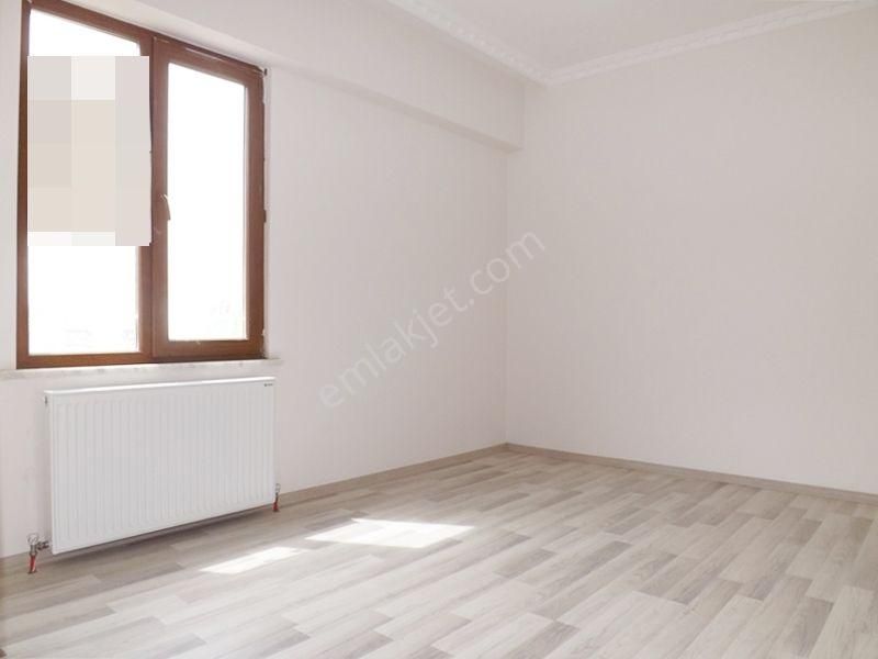 Mertcan Dan Yakacık Meydana Yürüme Site İçi 3+1 Ebeveyn Banyolu - Görsel 15