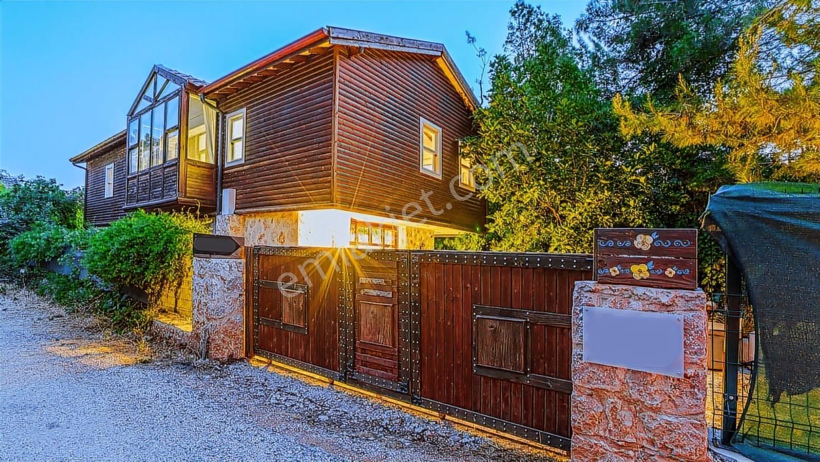 Yapı Kayıtlı Süresiz Turizm Belgeli 2+2 Villa - Görsel 30