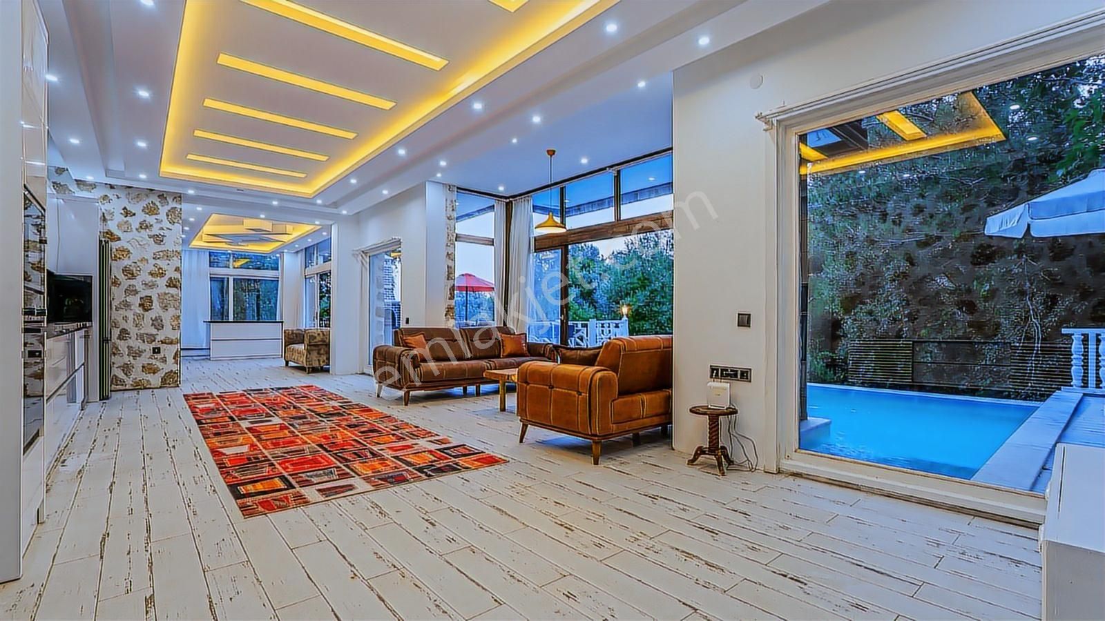 Yapı Kayıtlı Süresiz Turizm Belgeli 2+2 Villa - Görsel 9