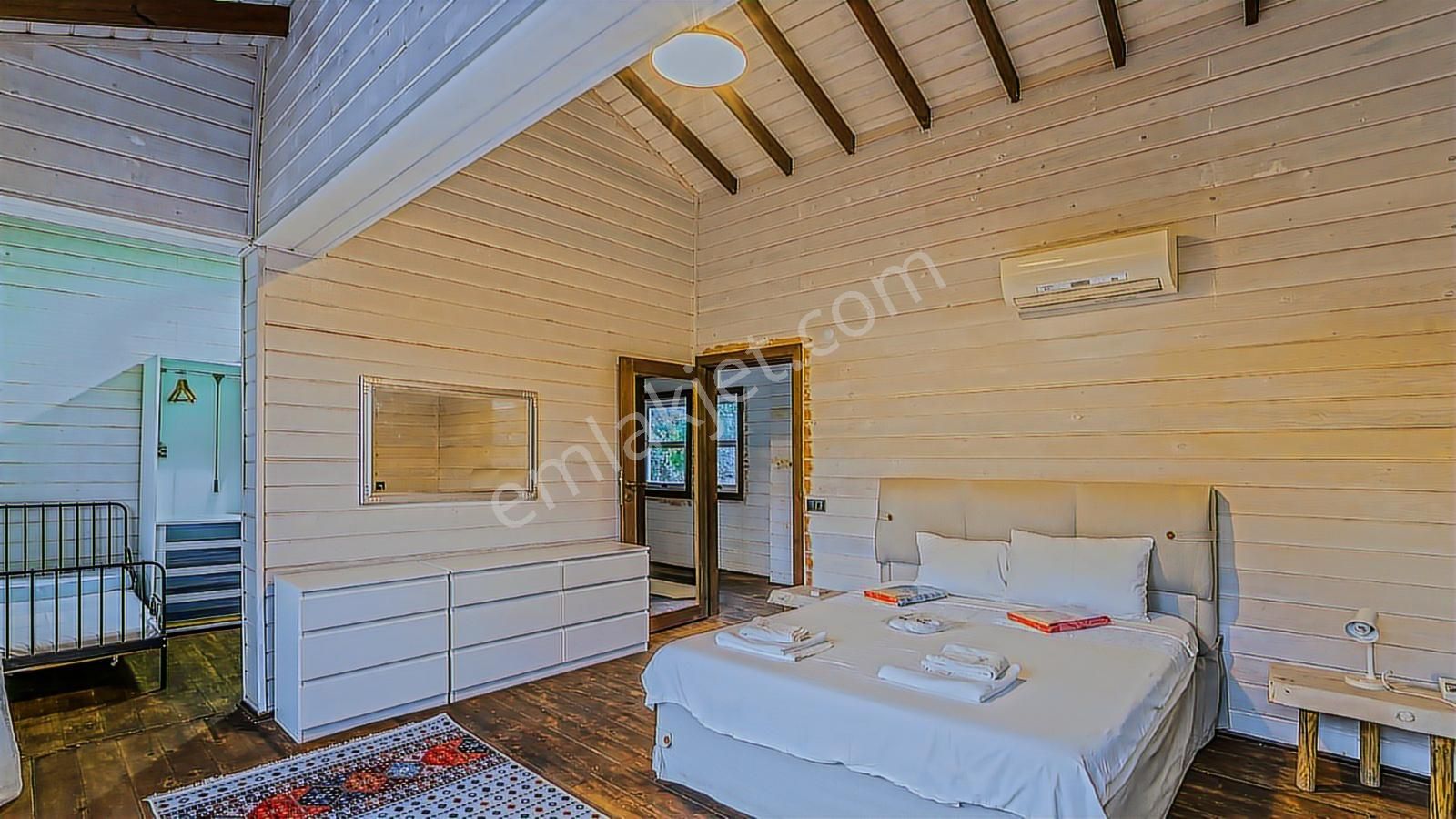 Yapı Kayıtlı Süresiz Turizm Belgeli 2+2 Villa - Görsel 17