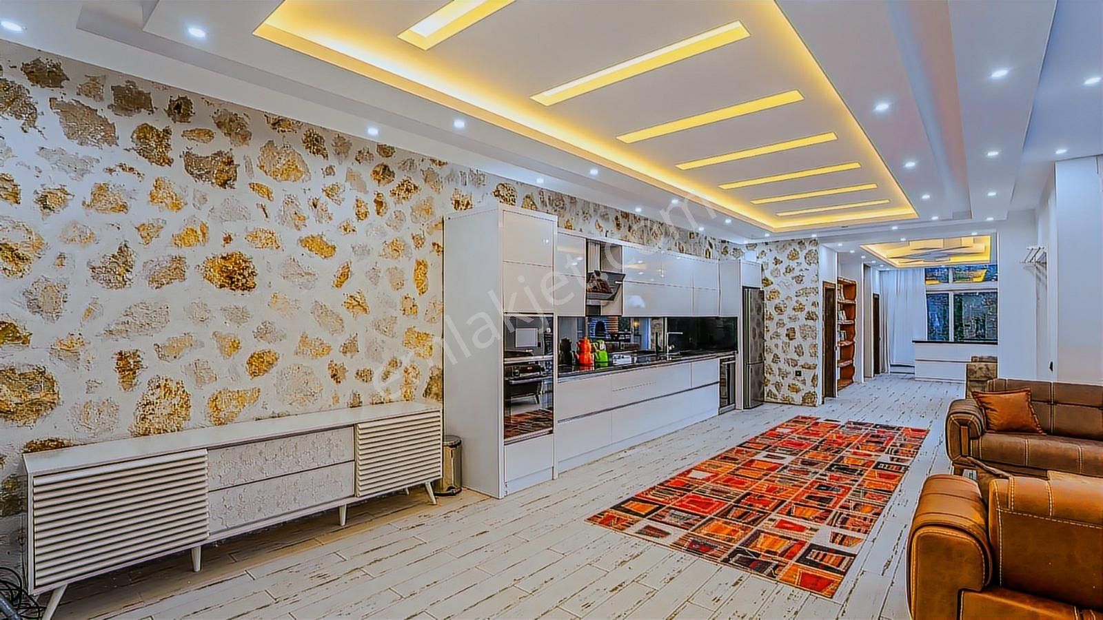 Yapı Kayıtlı Süresiz Turizm Belgeli 2+2 Villa - Görsel 22