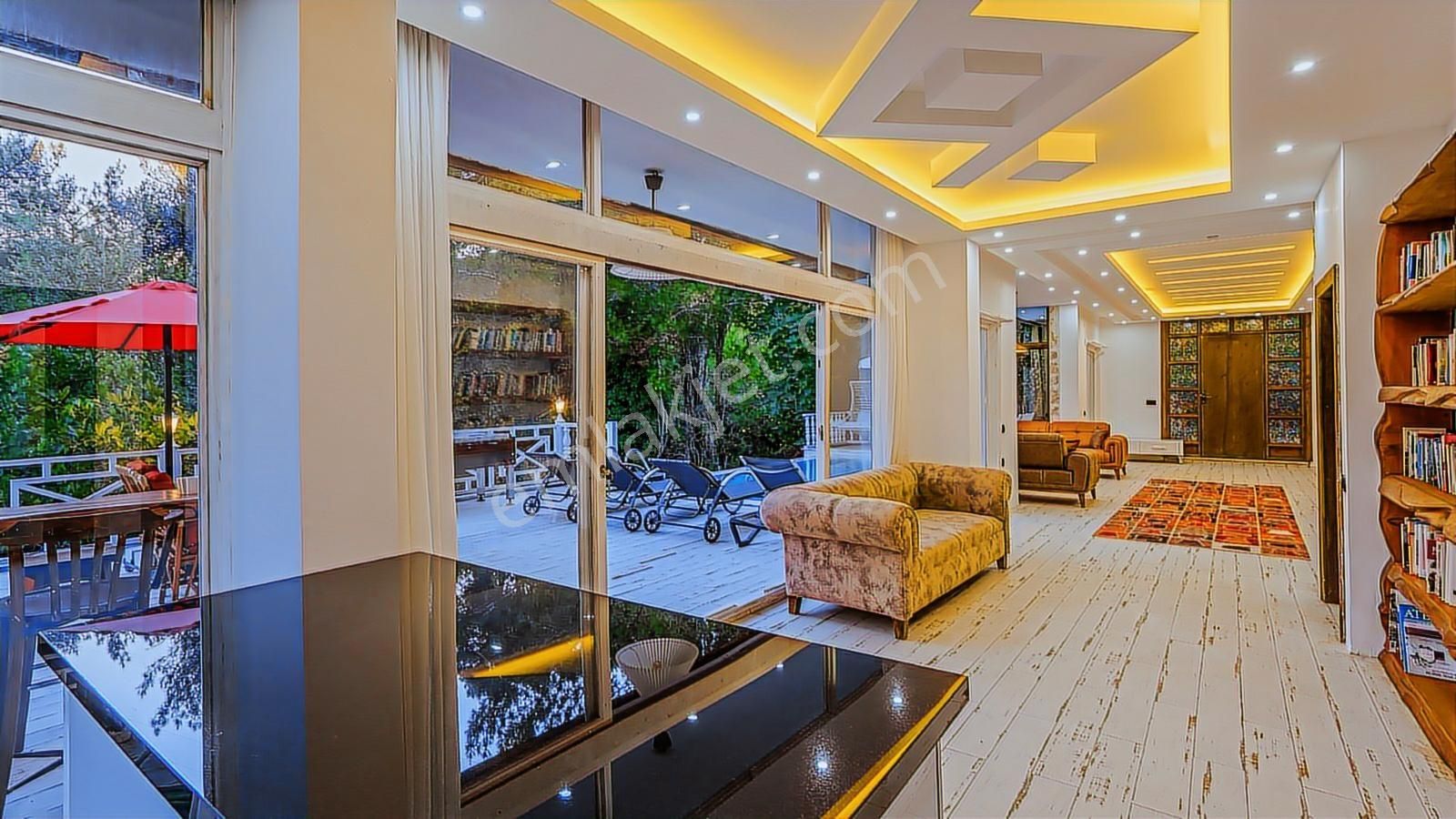 Yapı Kayıtlı Süresiz Turizm Belgeli 2+2 Villa - Görsel 11